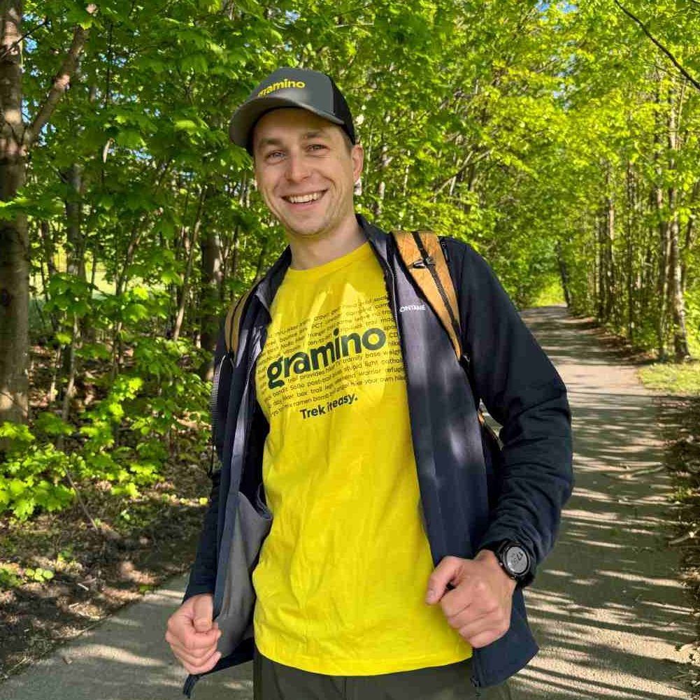 Originální tričko značky Gramino s tématikou dálkových treků a ultralightu.