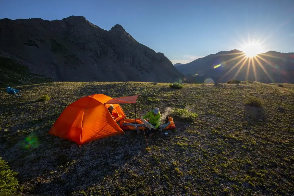 Big-Agnes-Copper-Spur-UL-2025-lifestyle-02.webp