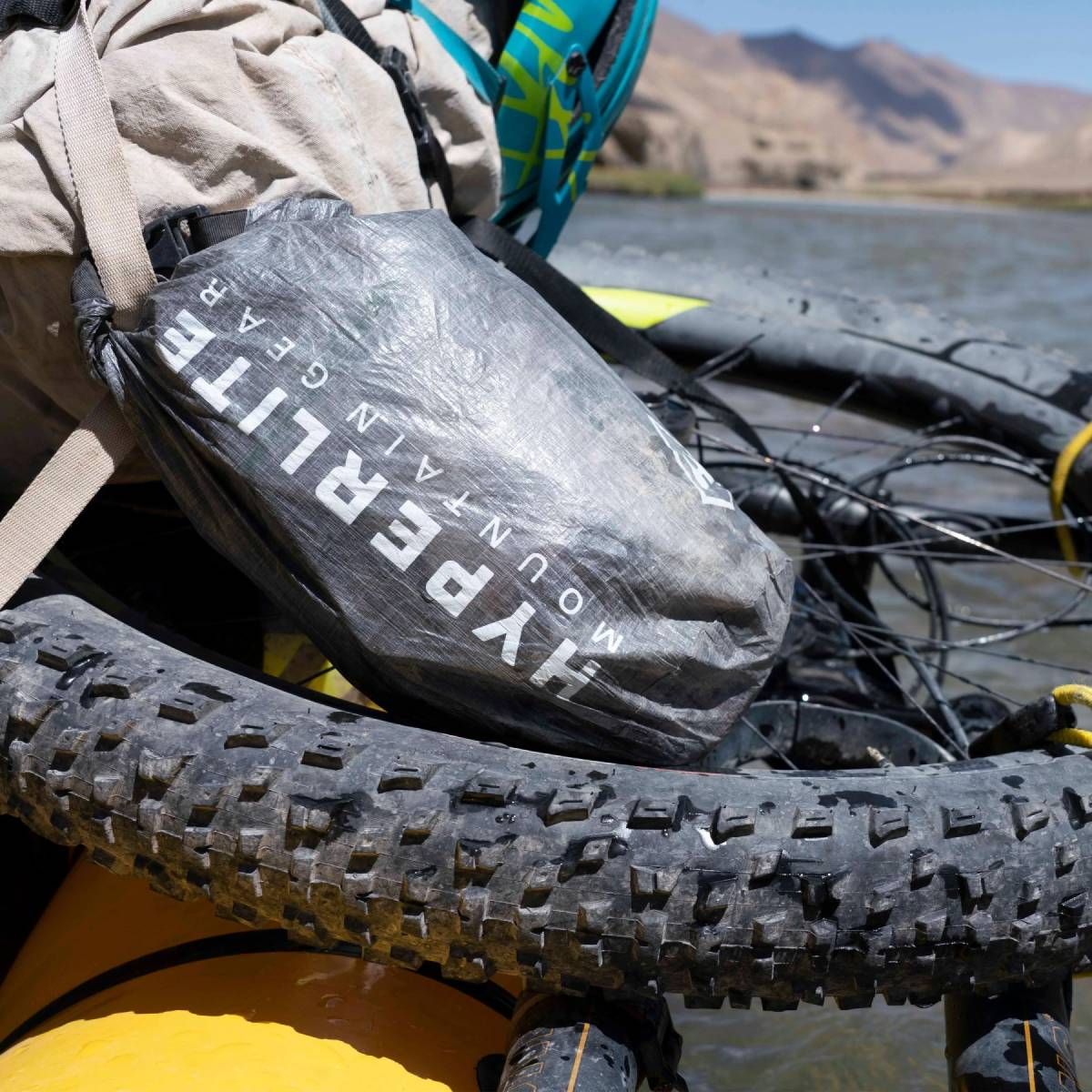 Hyperlite Mountain Gear Roll-Top Stuff Sack 10 L