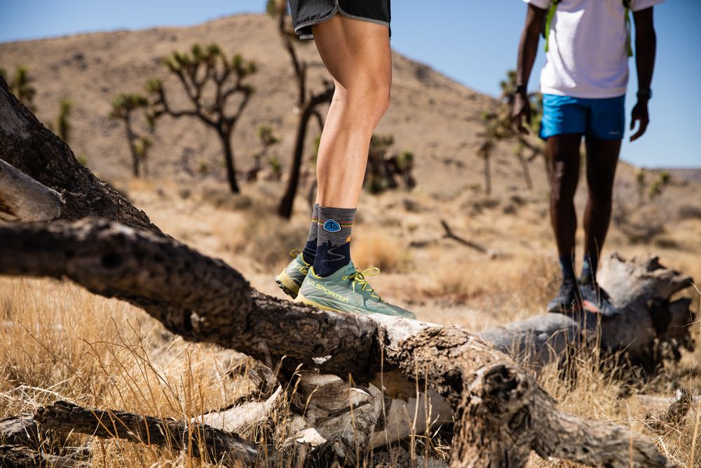 21FW DarnTough Hike Jussi JoshuaTree 33 1000x667 939312d0 342e 4475 90ee 89288cc27b8b