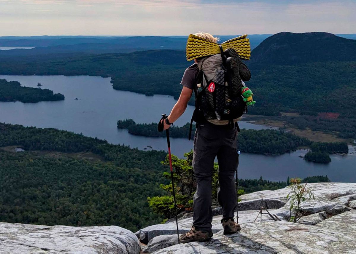 2400 Windrider Hyperlite Mountain Gear 2