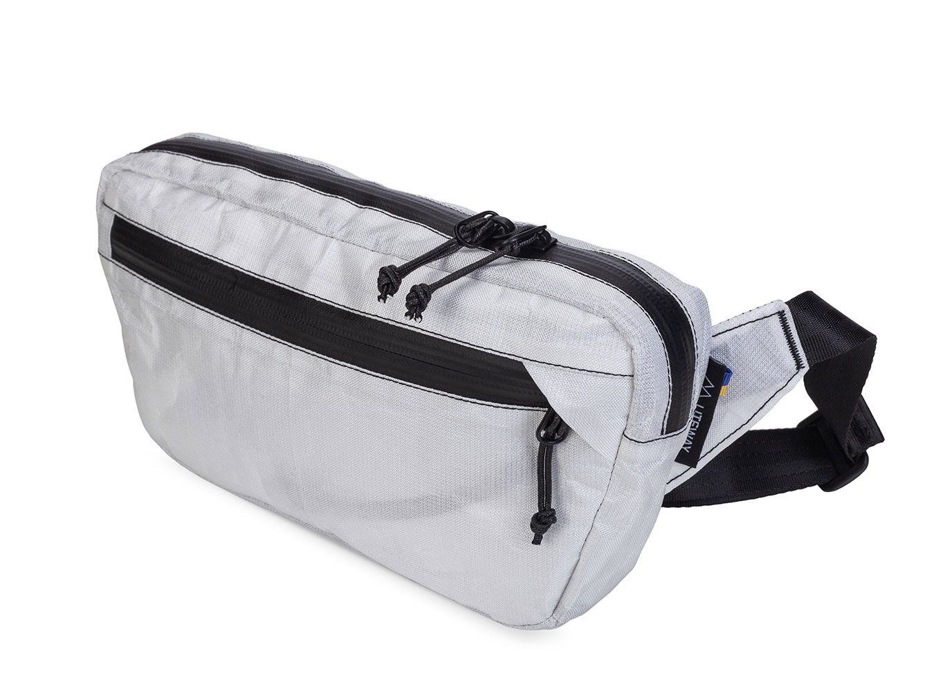 Fanny Pack Ultra 200 White 01 1350x1000 1