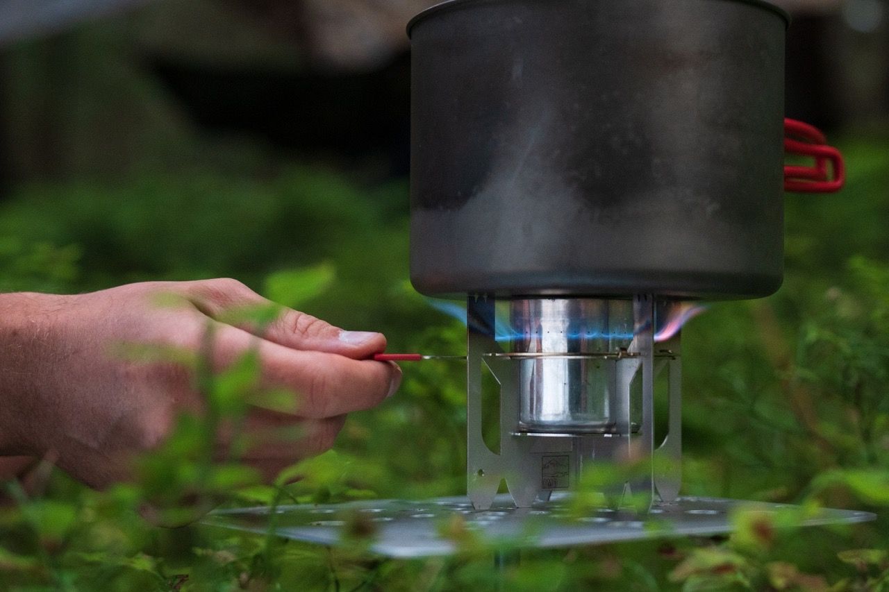 EMO Outdoor Origami Stand with Power Regulator for EMO Alcohol Stove lifestyle