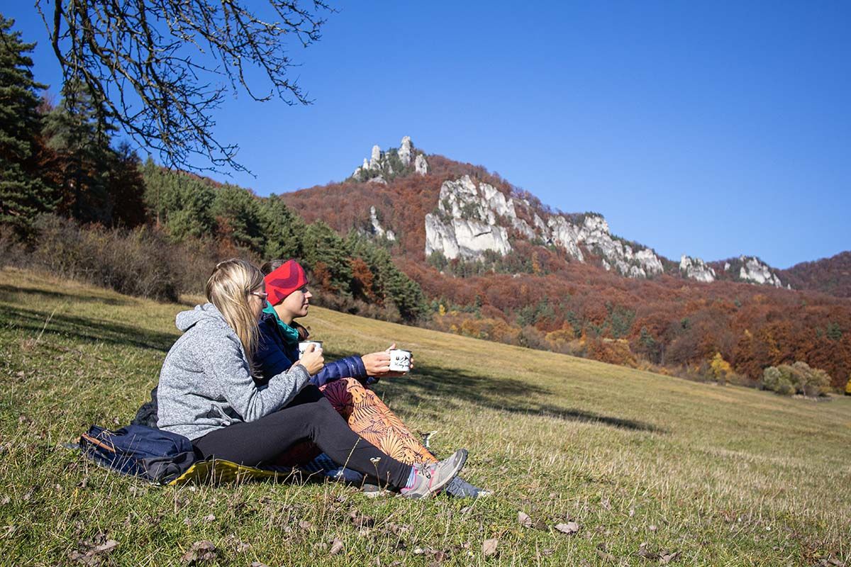 Vychutnávání Si Káva Drip It Na Slovenském Sulově