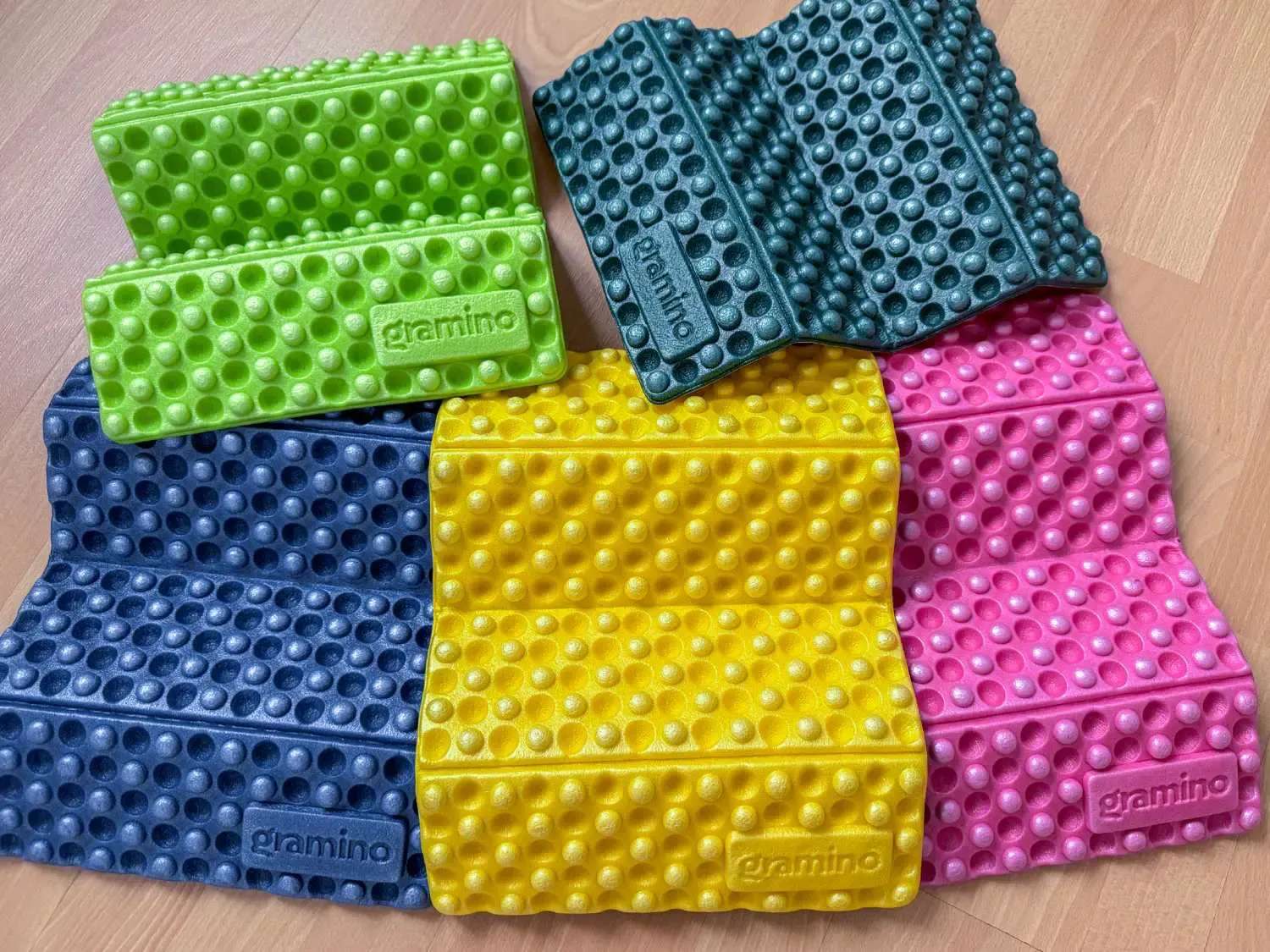 Gramino Ultralight Sit Pad lifestyle