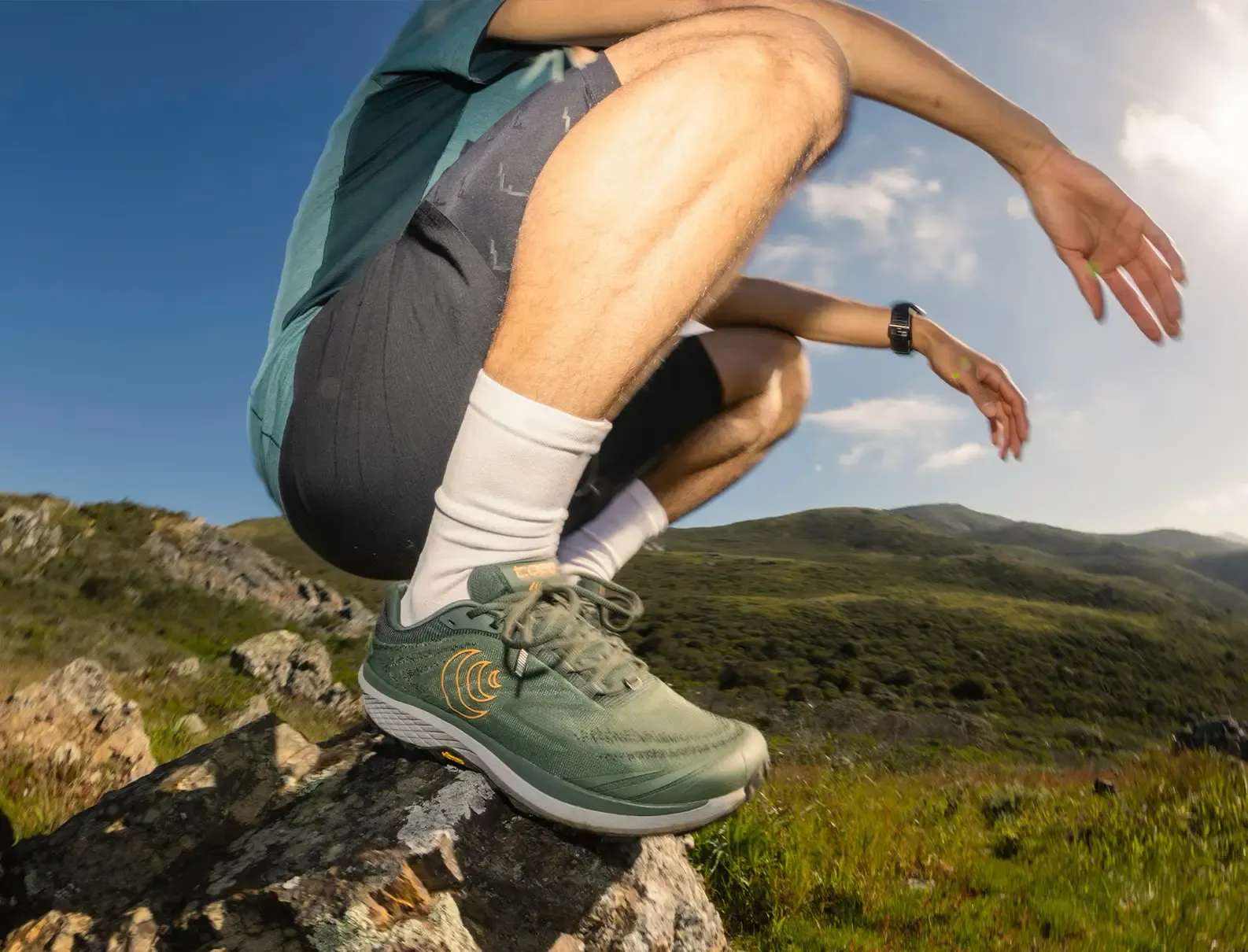 Topo Athletic Men's Pursuit 2 lifestyle